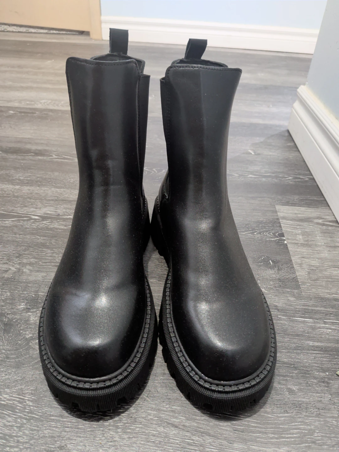 Black Chelsea Boots - photo 3