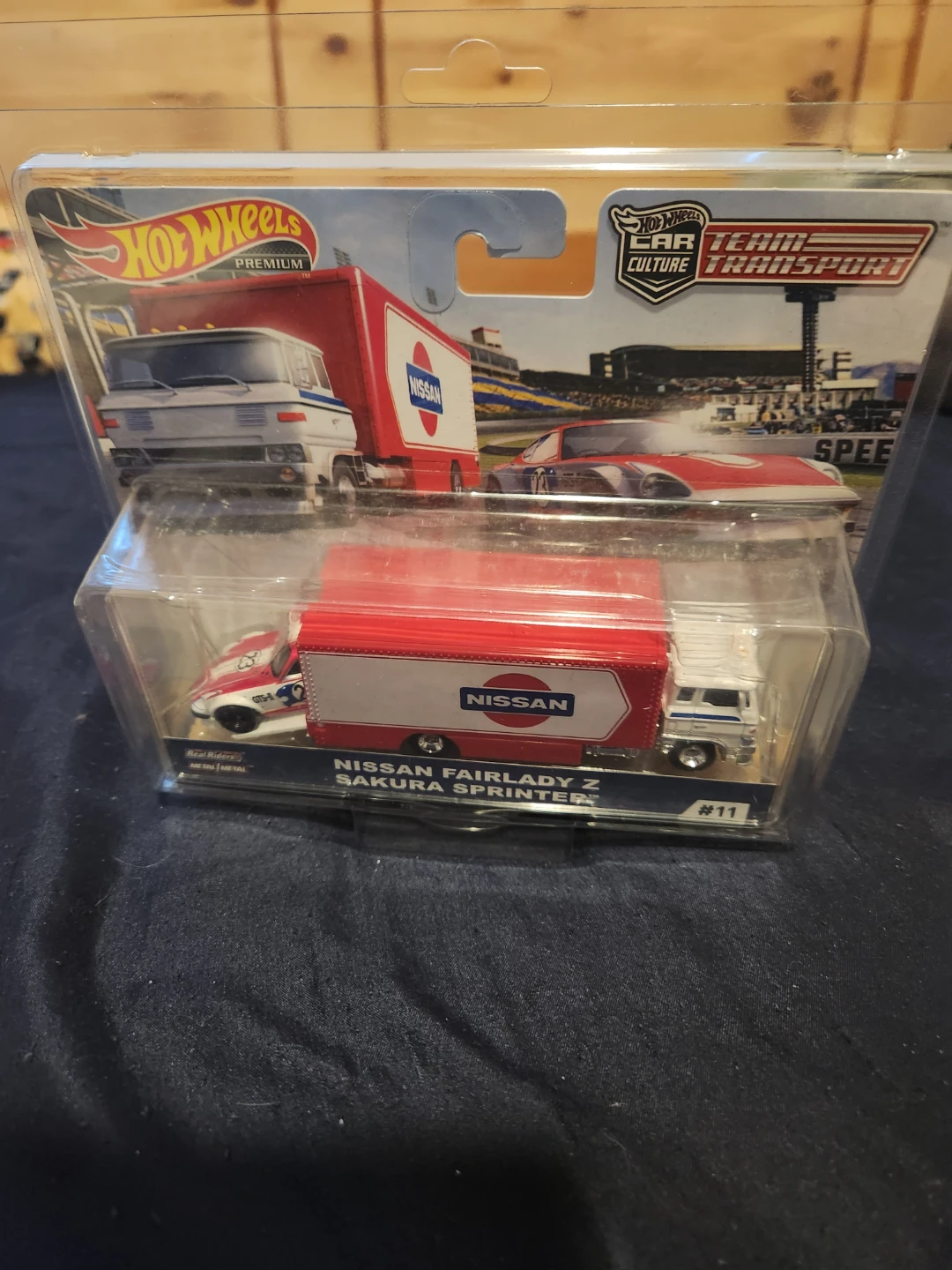 Hot Wheels Team Transport Nissan Fairlady Z Sakura Sprinter - photo 2