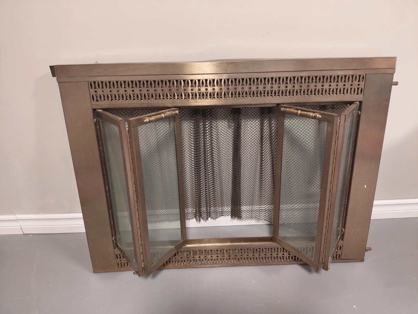 Brass Fireplace Screen with Glass Doors - photo 3