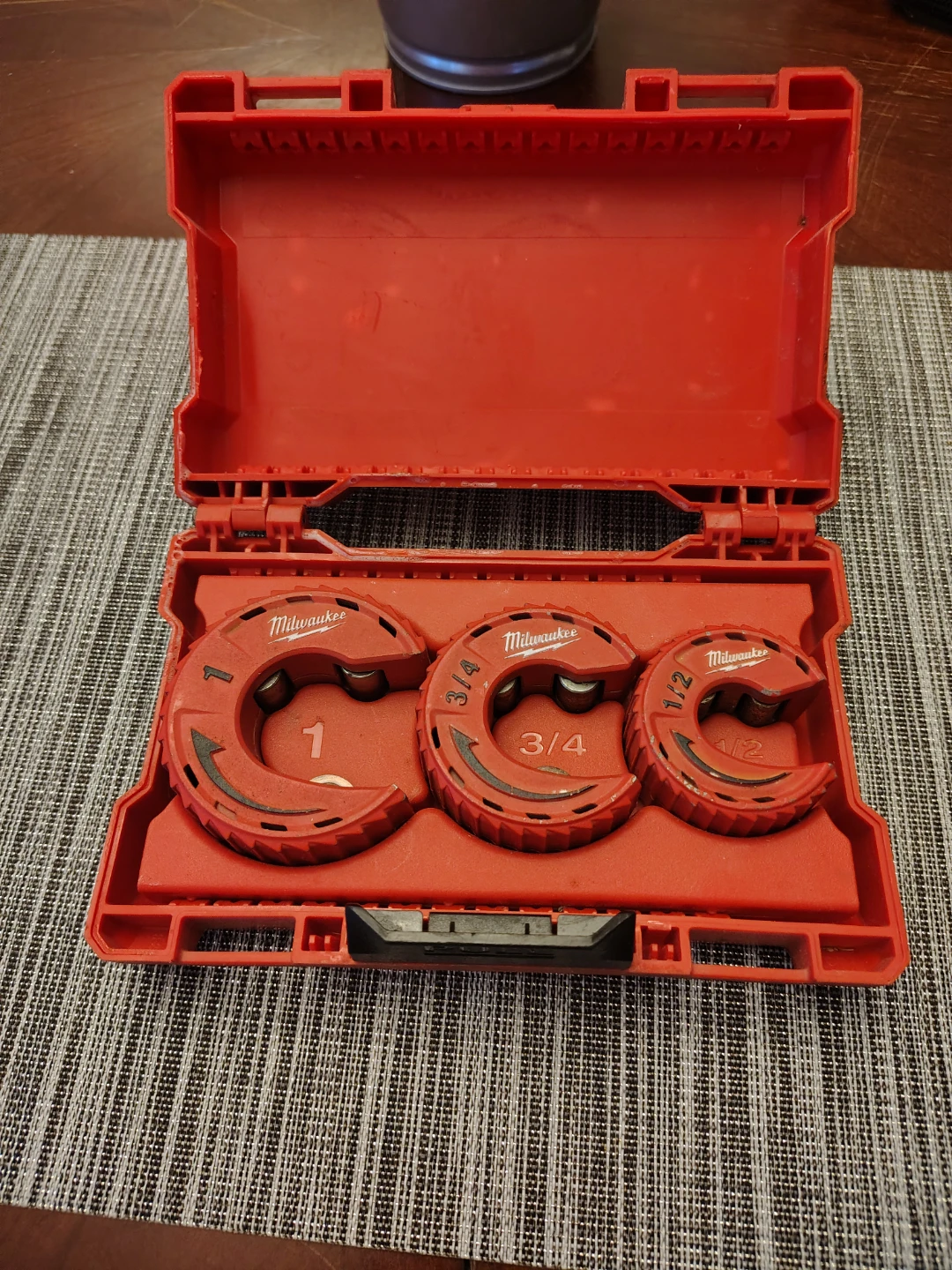 Milwaukee Close Quarters Tubing Cutters Set