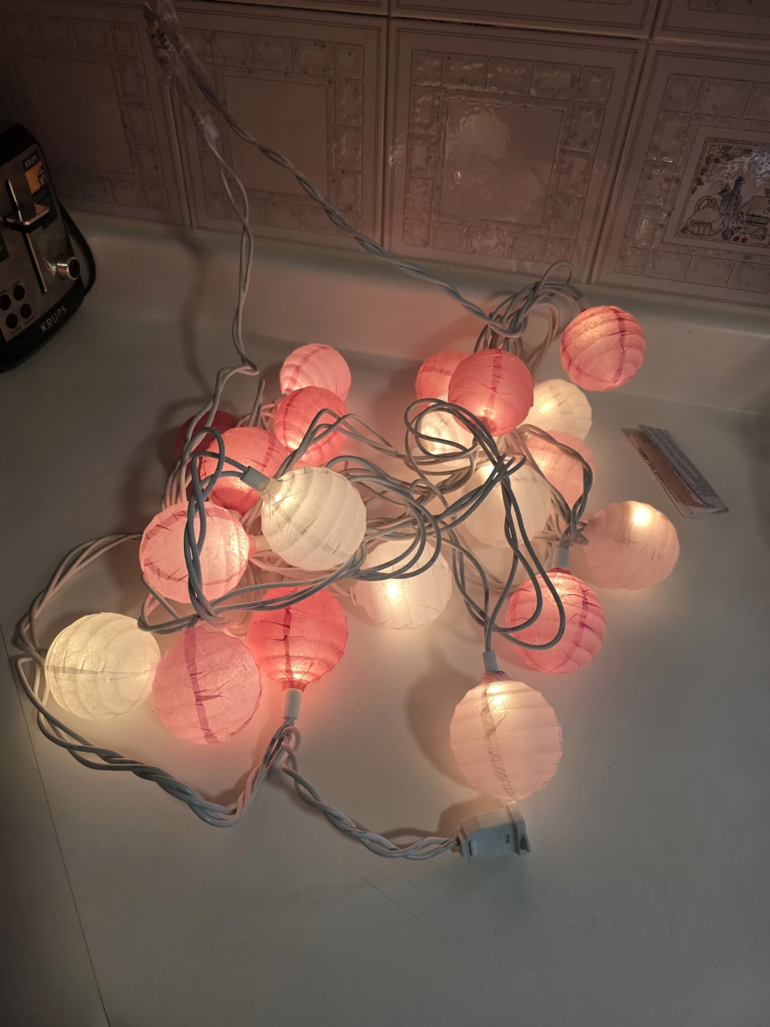 String Ball Fairy Lights - Pink & White