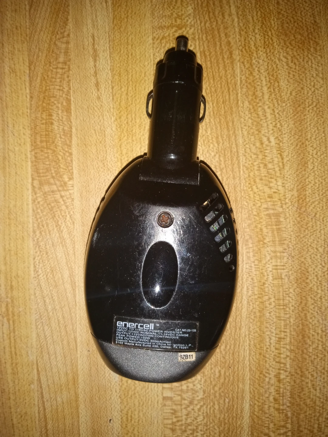 RadioShack 75W Power Inverter - photo 5