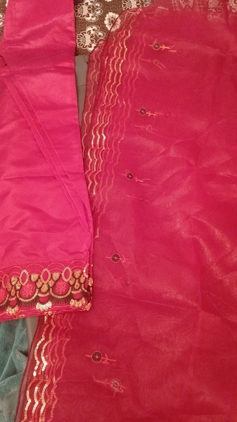 Red Embroidered Salwar Kameez with Dupatta - Size M - photo 5