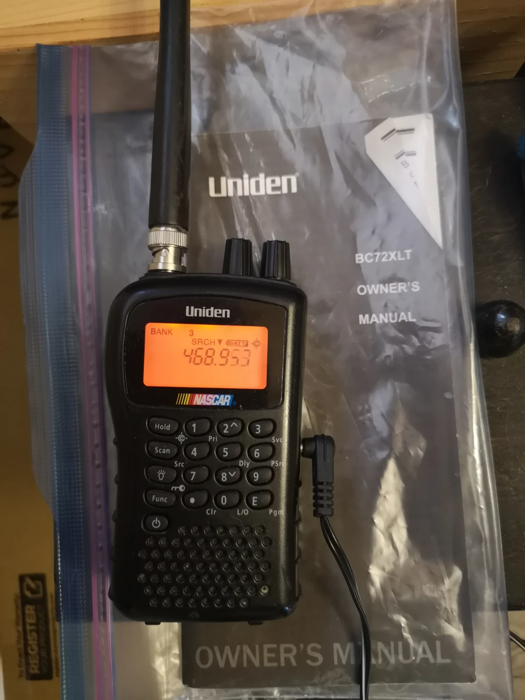 Uniden BC72XLT Scanner Radio - photo 4