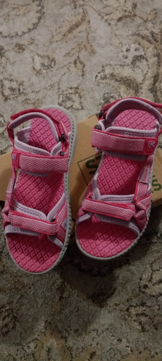 Kamik Pink & Grey Sandals - US Size 2