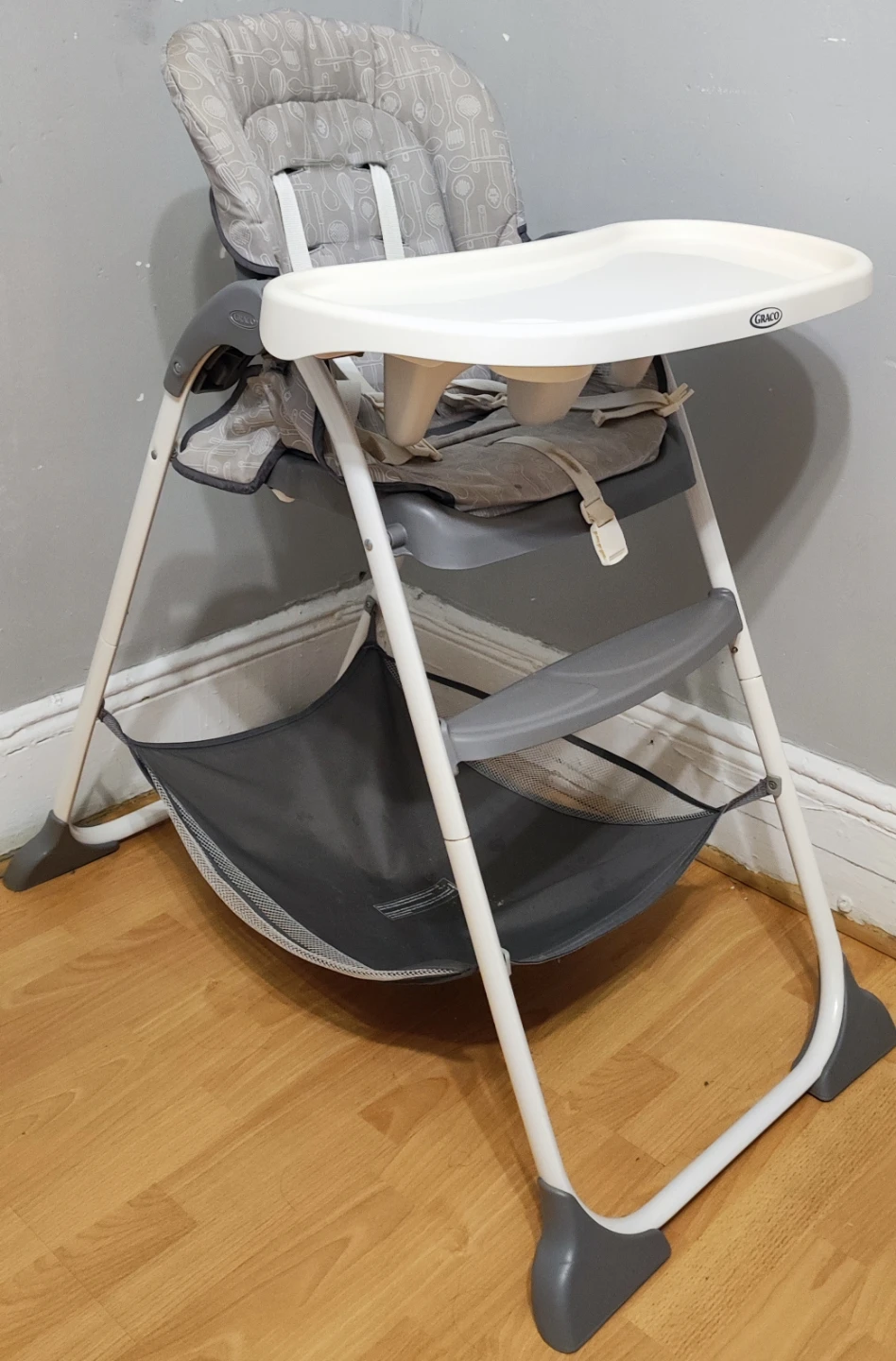 Graco Slim Snacker High Chair