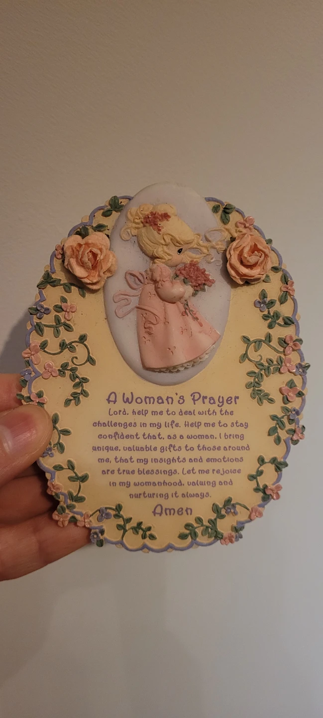 Precious Moments Wall Plaque 🌱