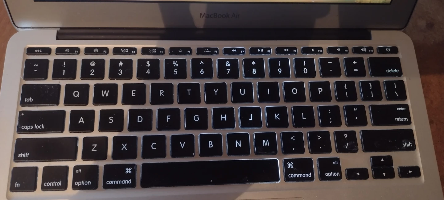 Apple MacBook Air (13-inch,Laptop - photo 3