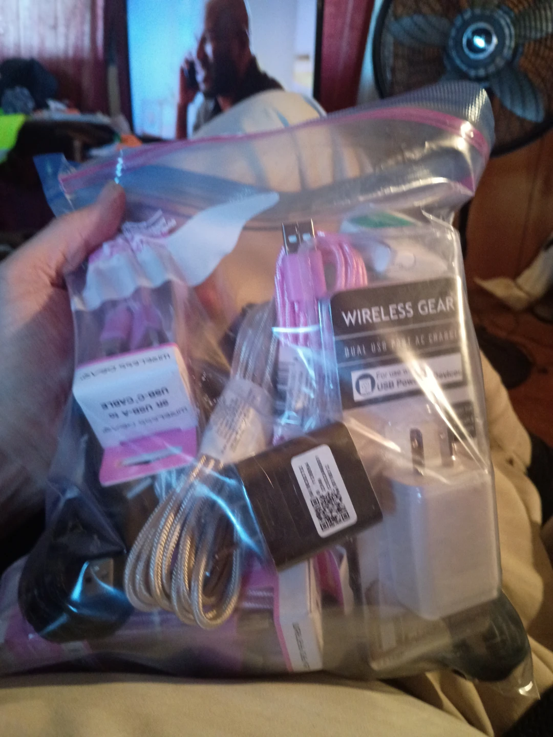 Wireless Gear Dual USB Port AC Charger and USB-C Cable Bundle