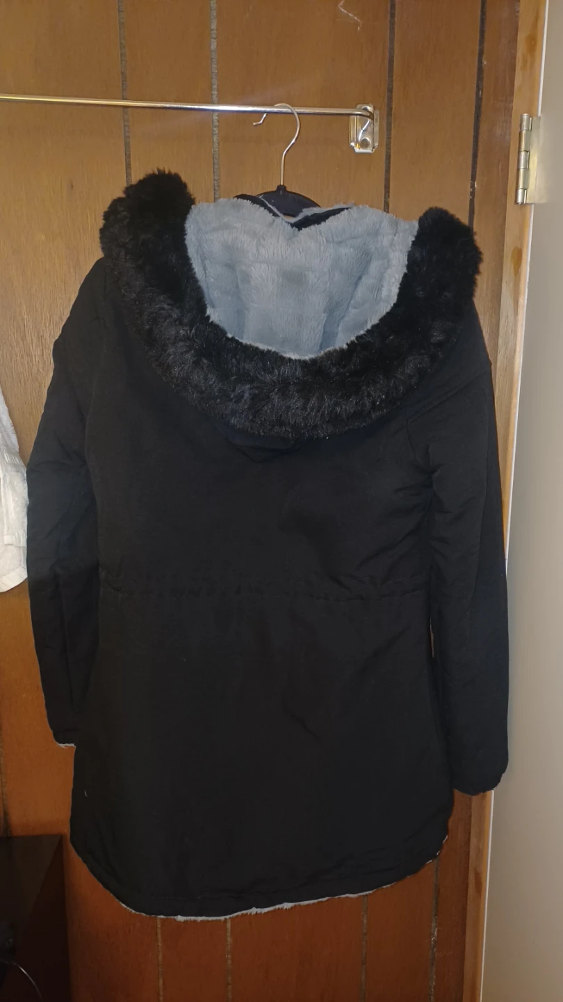 SELLING ASAP Black Reversible Faux Fur Lined Parka with Hood - photo 4