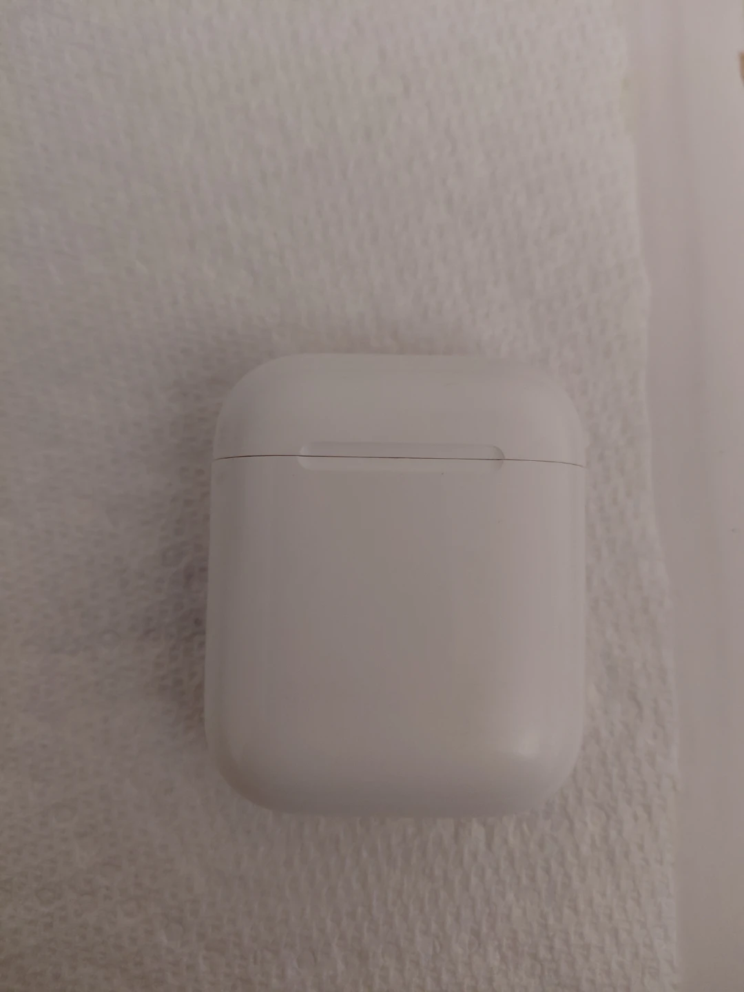 Apple AirPods Wireless Earbuds Charging Case with AirPods - photo 2