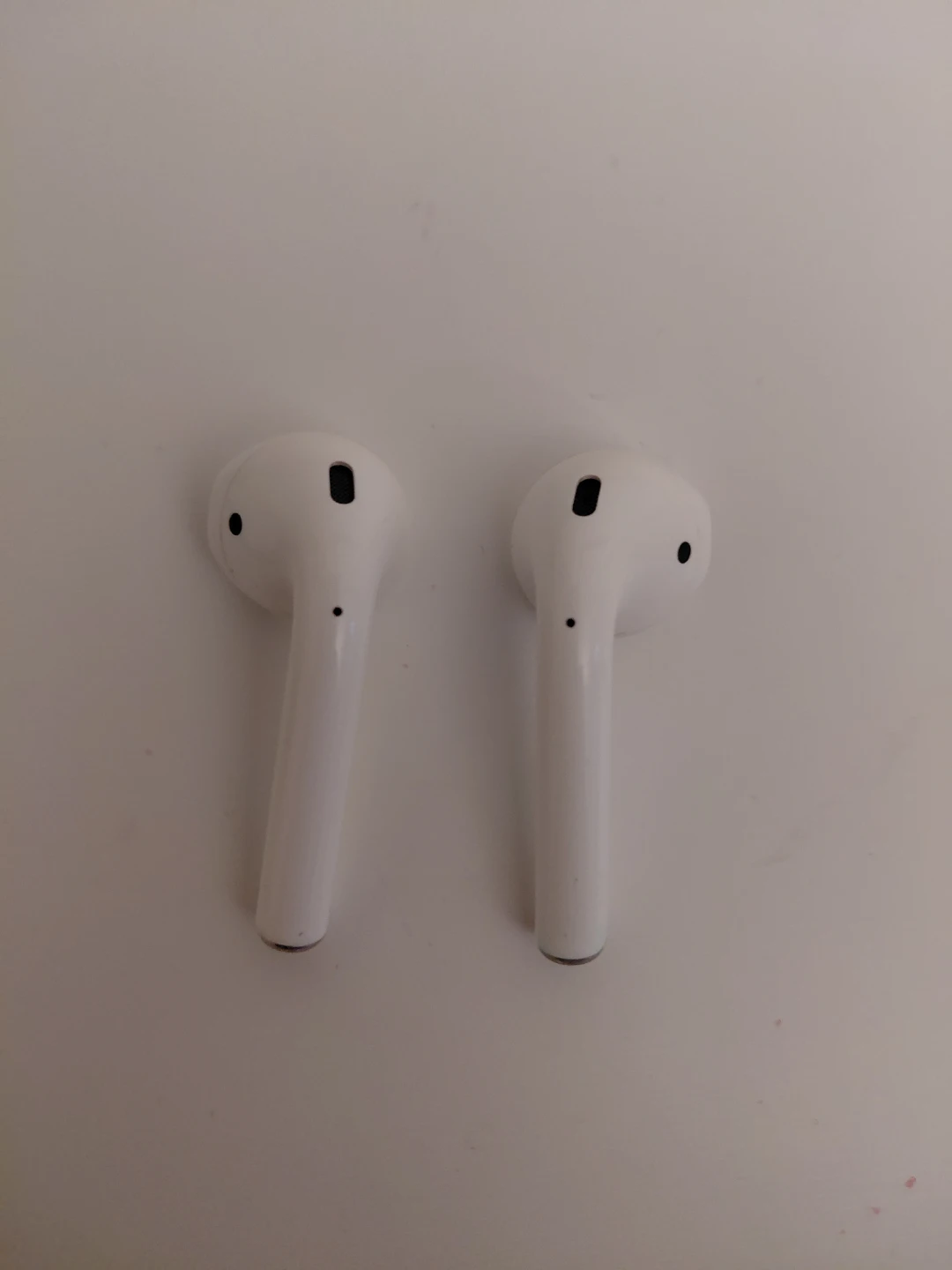 Apple AirPods Wireless Earbuds Charging Case with AirPods - photo 3
