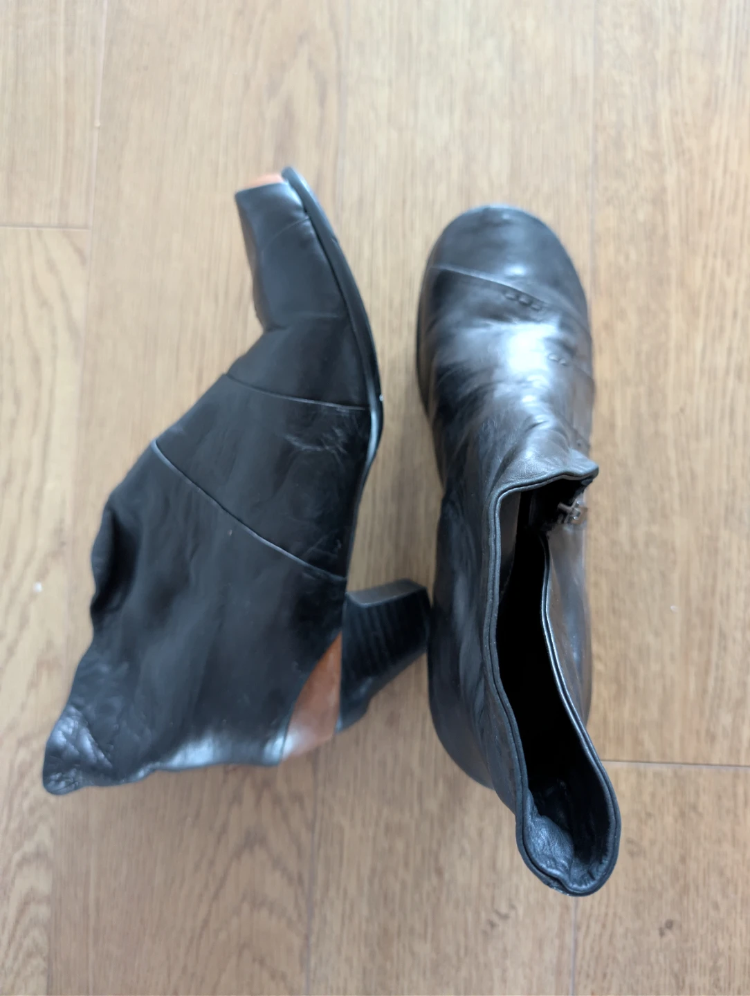 Black Leather Ankle Boots - photo 3
