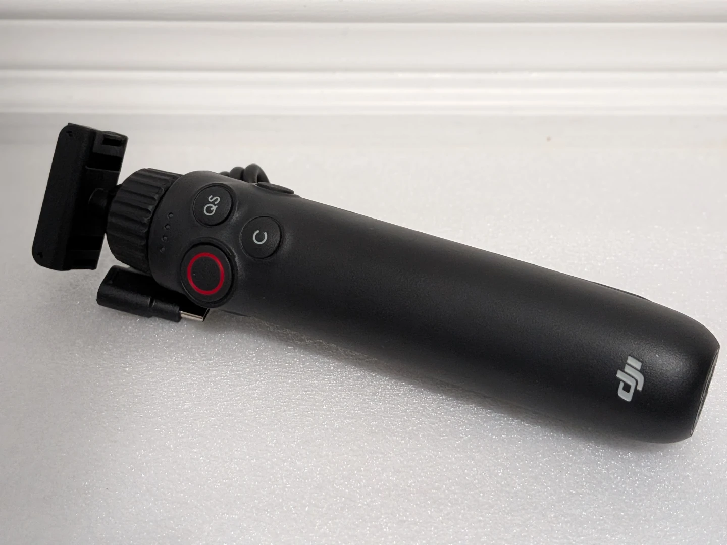 DJI Action 5 Pro Camera with Grip and Case - photo 3