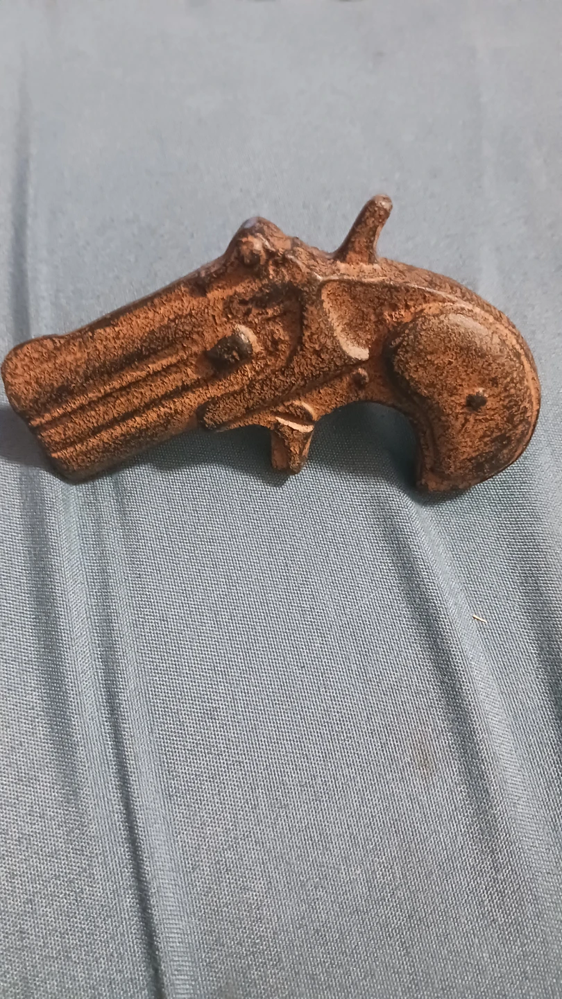 Miniature Derringer Pistol Wall Hooks (Set of 2) - photo 2