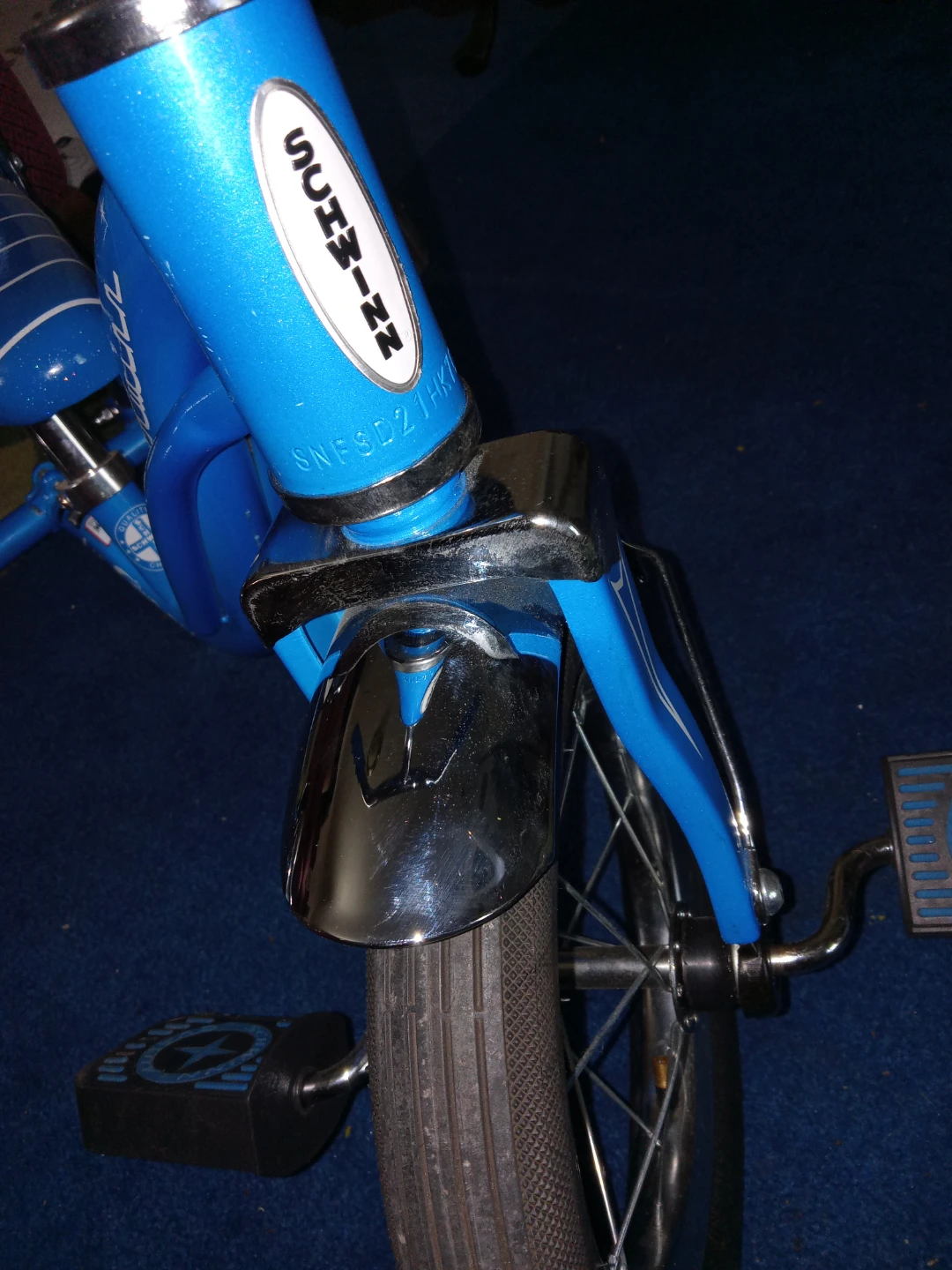 Blue Schwinn Tricycle - photo 2