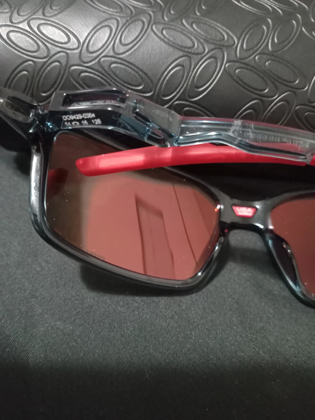 Oakley Sunglasses with Red Accents - photo 3
