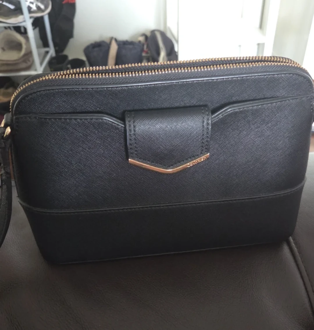 Calvin Klein Black Pebble Leather Crossbody Bag - photo 2