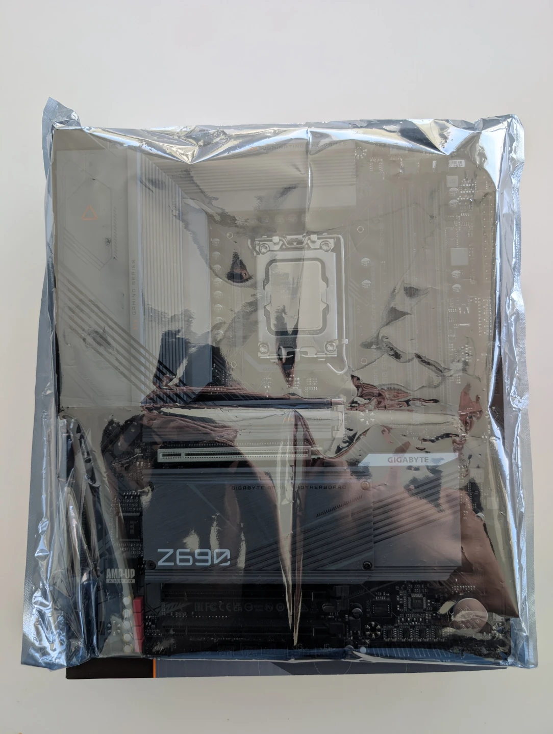 Intel i9-12900K Bundle | 32GB Corsair RGB | Gigabyte Z690 DDR4