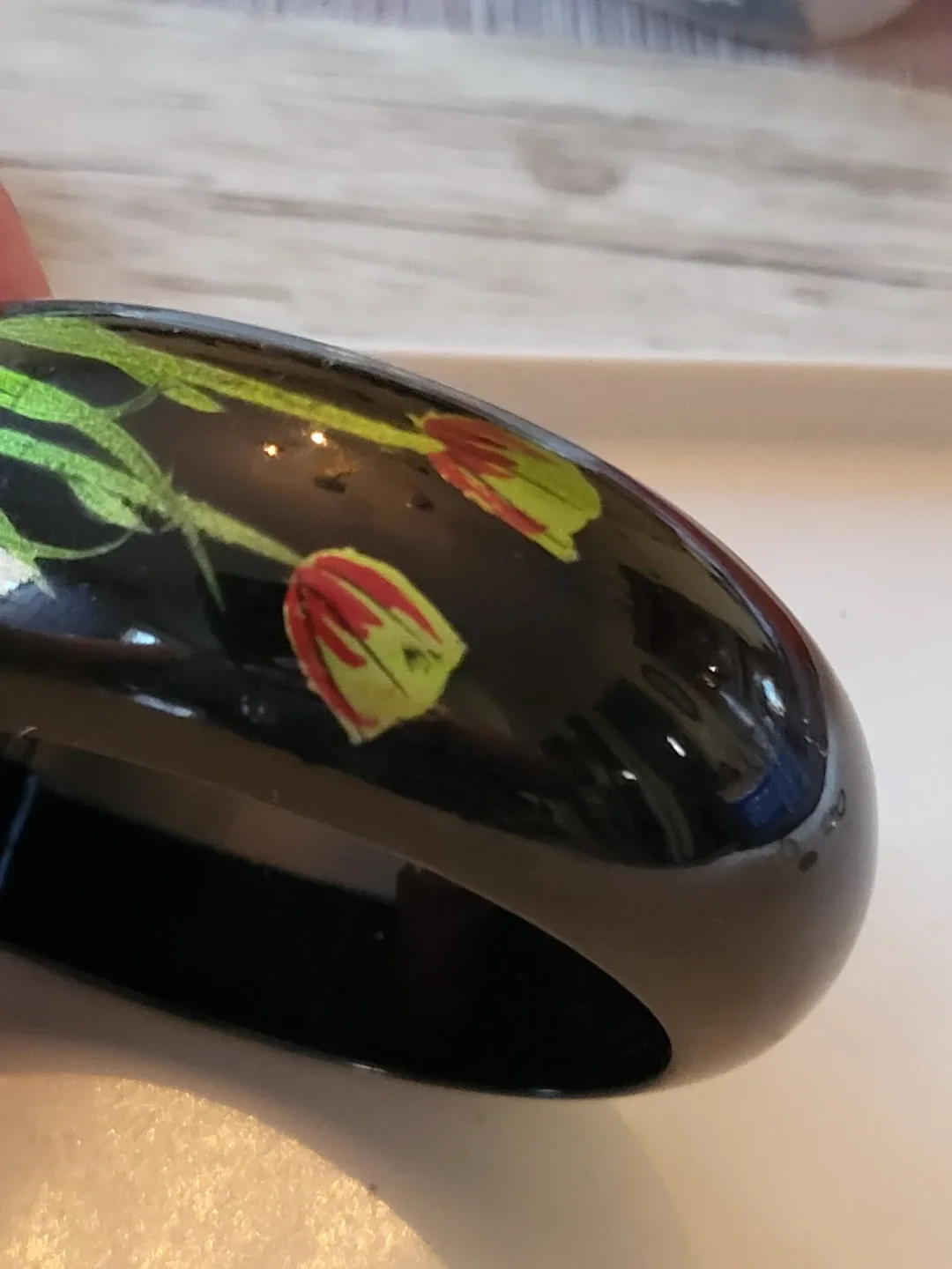 Vintage Black Lacquer Bangle Bracelet Floral Design - photo 3