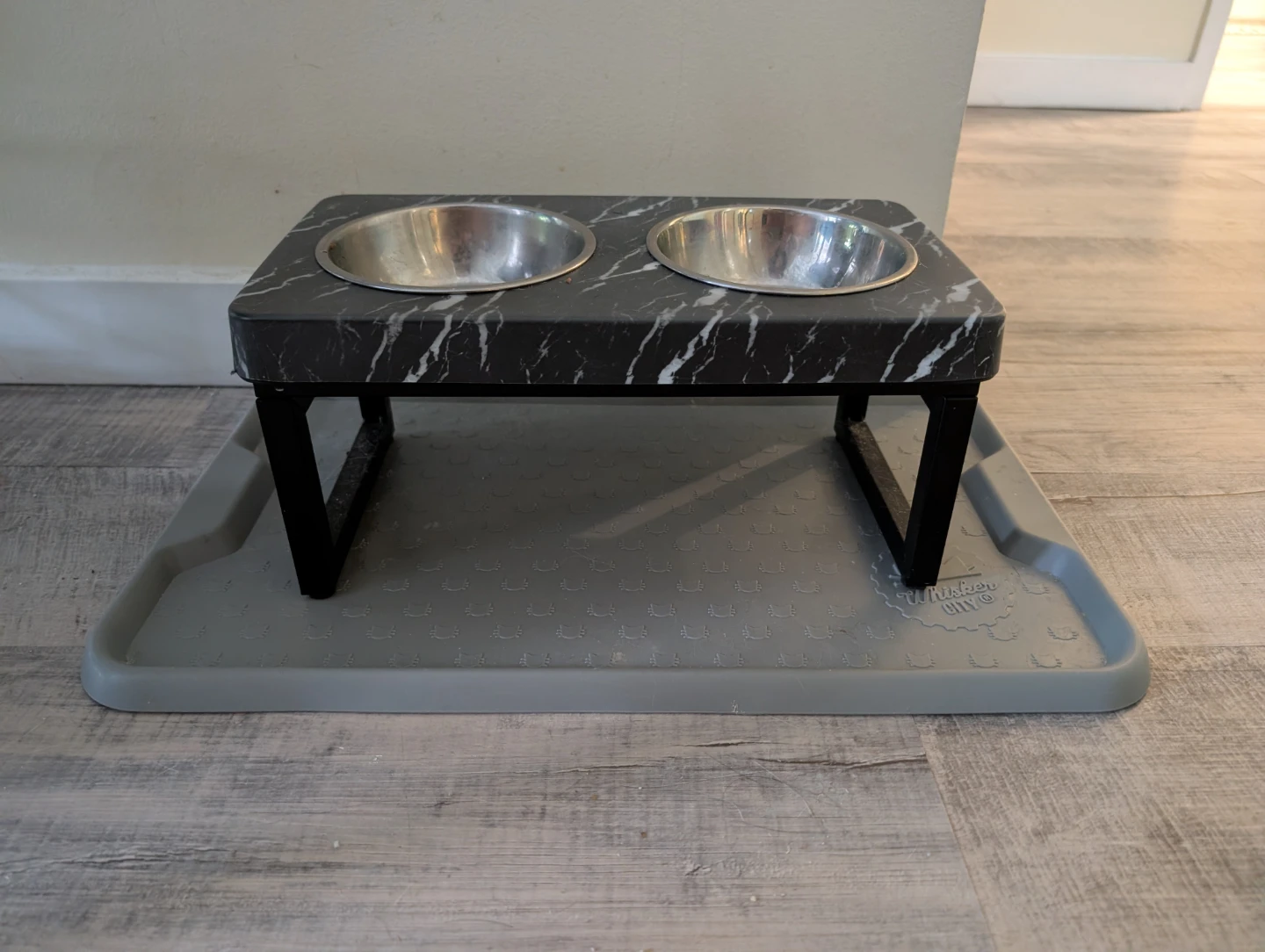 Raised Pet Bowls with Mat - photo 2