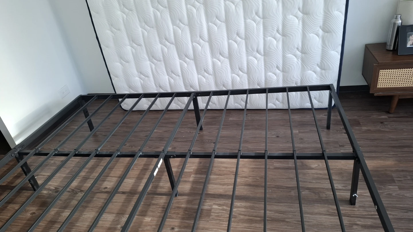 Queen Size Mattress with Metal Bed Frame - photo 2
