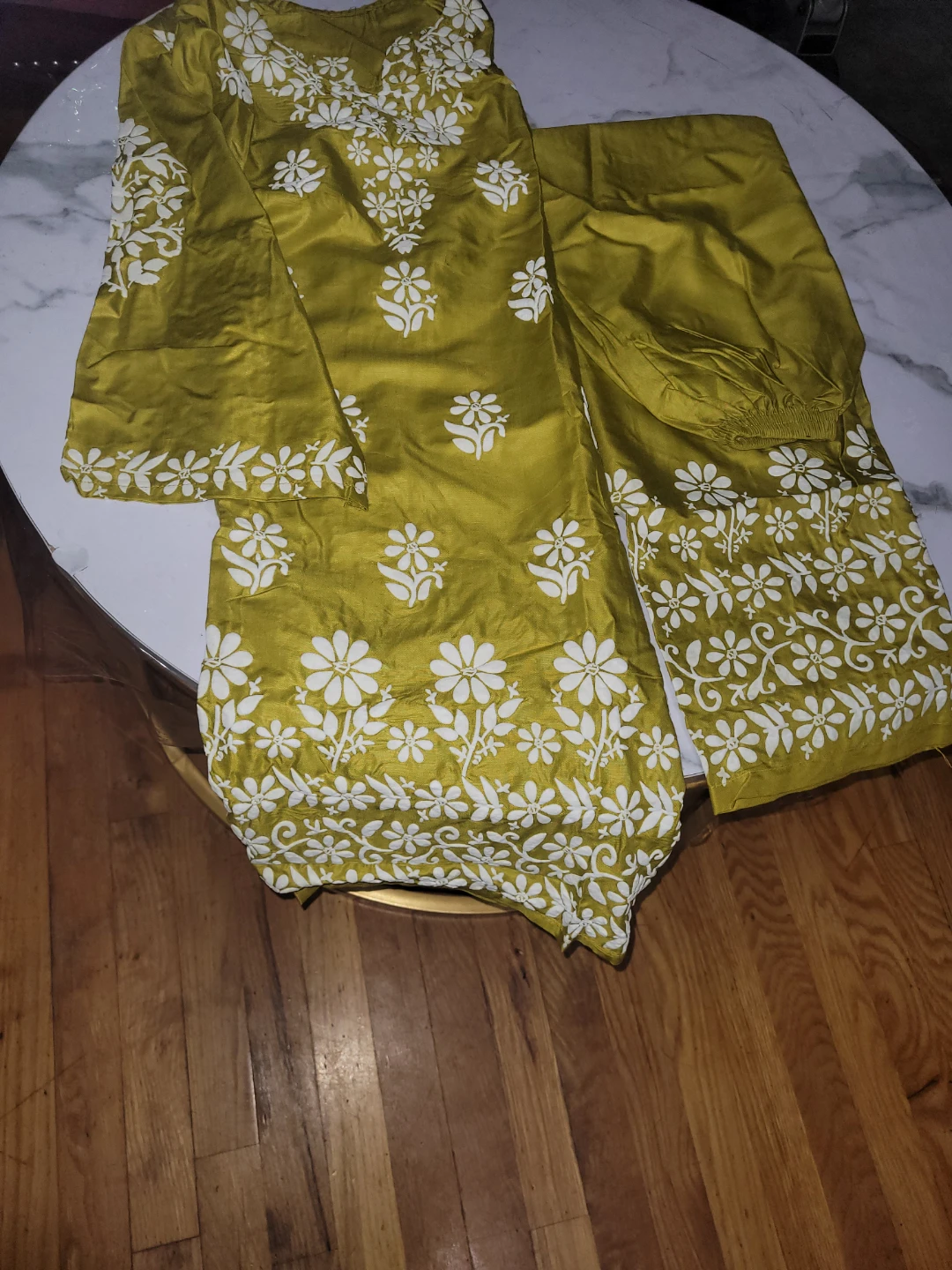Women's Silk Olive Green Embroidered Suit Set - photo 2