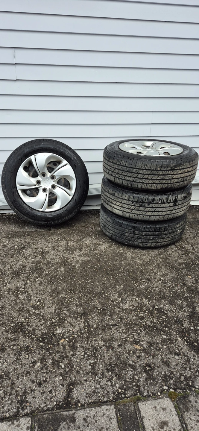 Set of 4 Michelin Defender Tires with Rims
