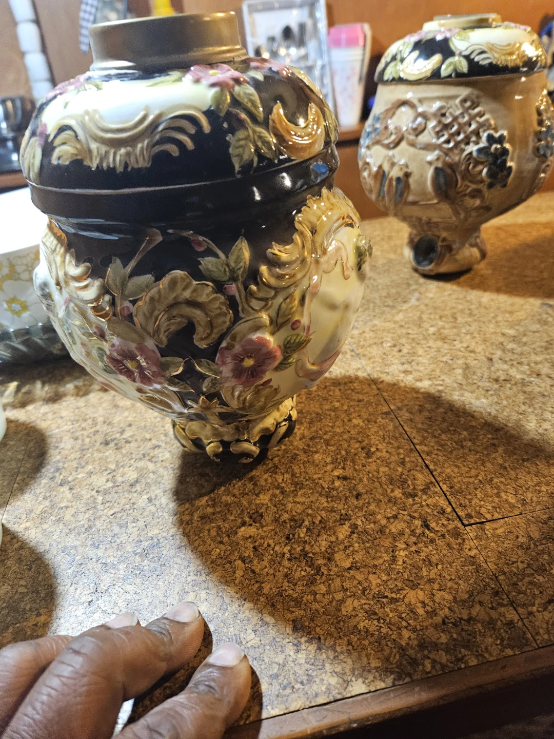 Decorative Ceramic Urn with Lid - photo 3