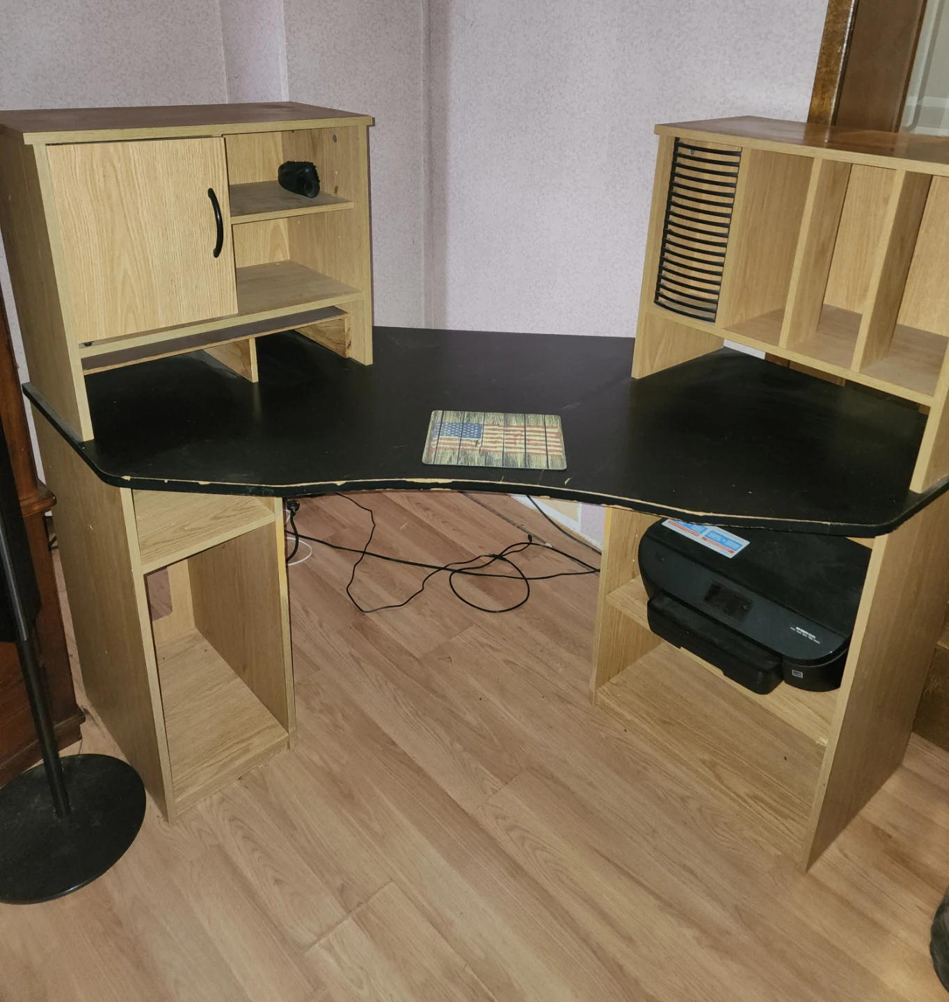 Corner Desk with Hutch - photo 3