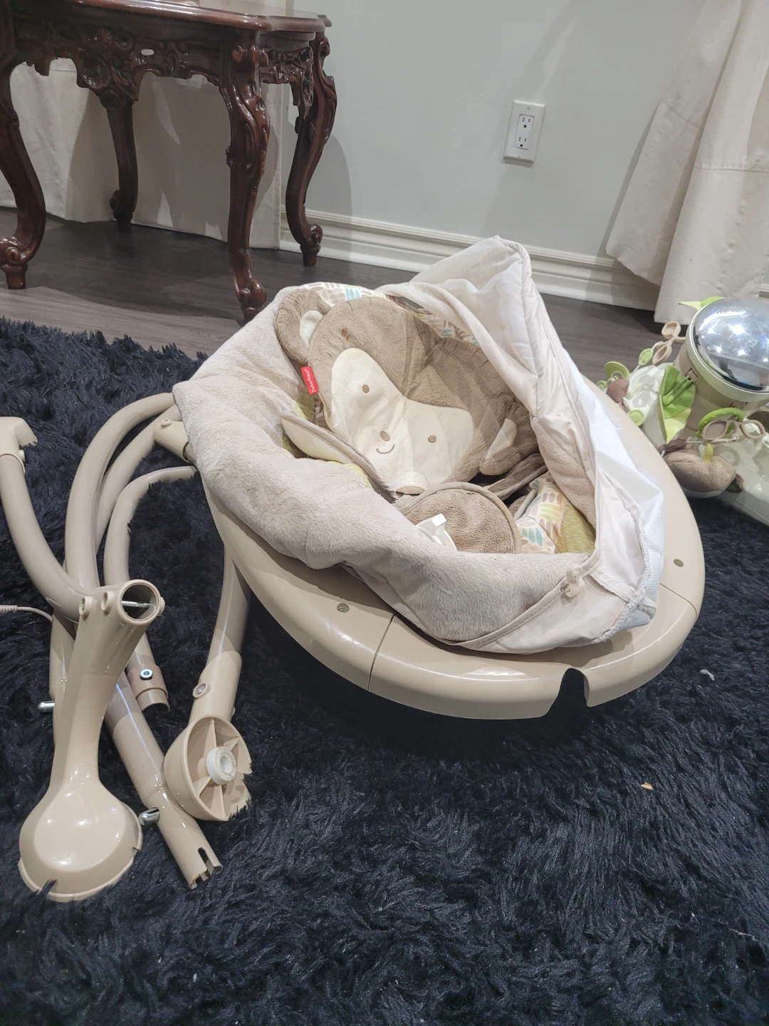Fisher-Price Deluxe baby swing - photo 3