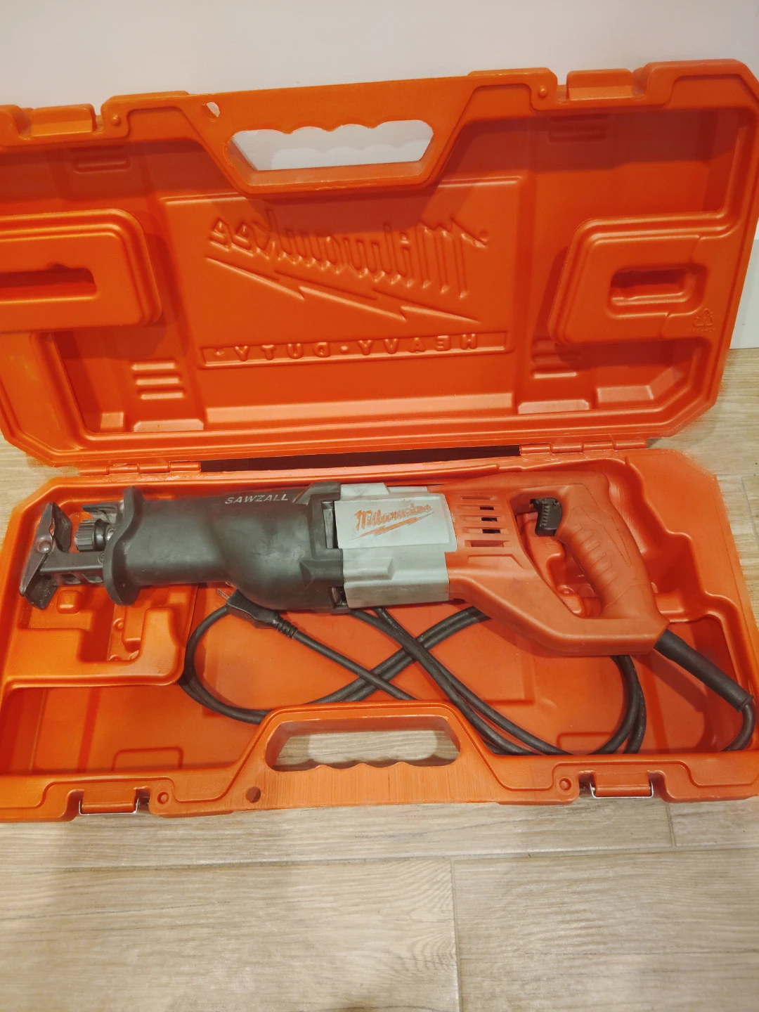 Milwaukee 6509-31 Sawzall Recip Saw Kit - photo 2