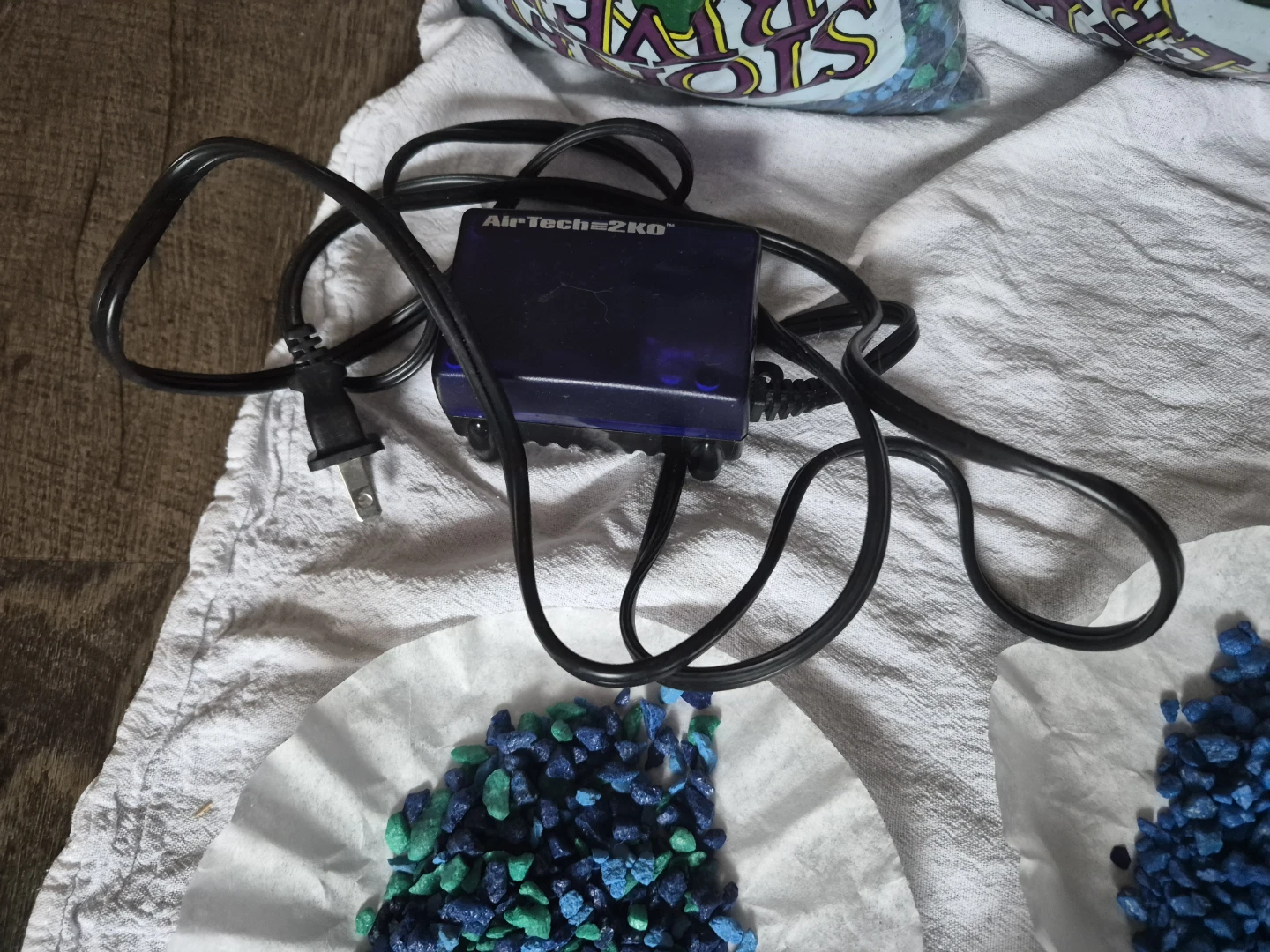 Fish Aquariam Supplies imclued Pump requires tubes, Filter, Salt - photo 2