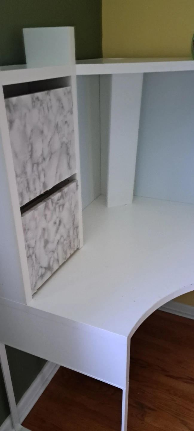 White corner desk with marble accent drawers - photo 4
