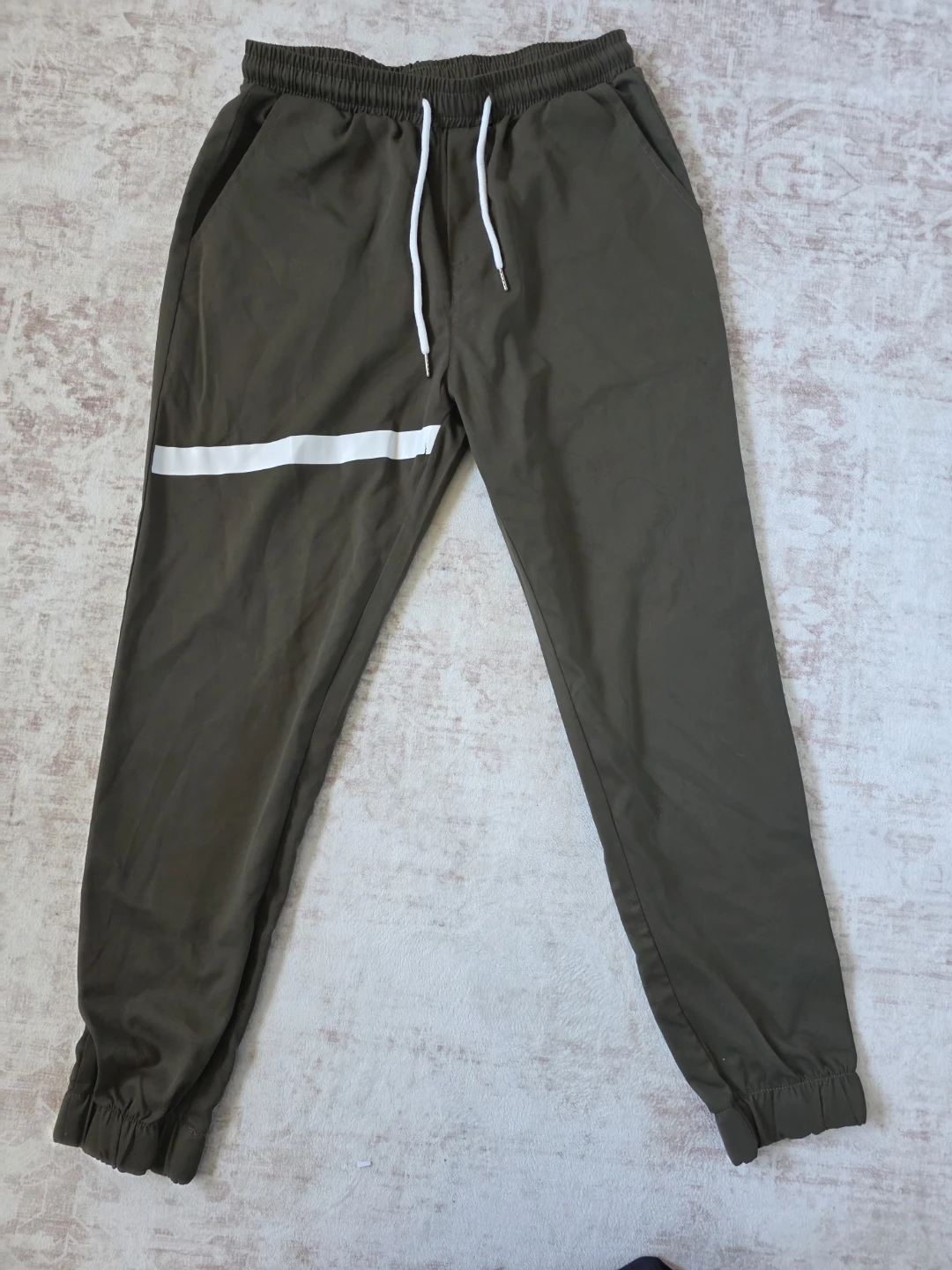 Shein Men's Green Jogger Pants