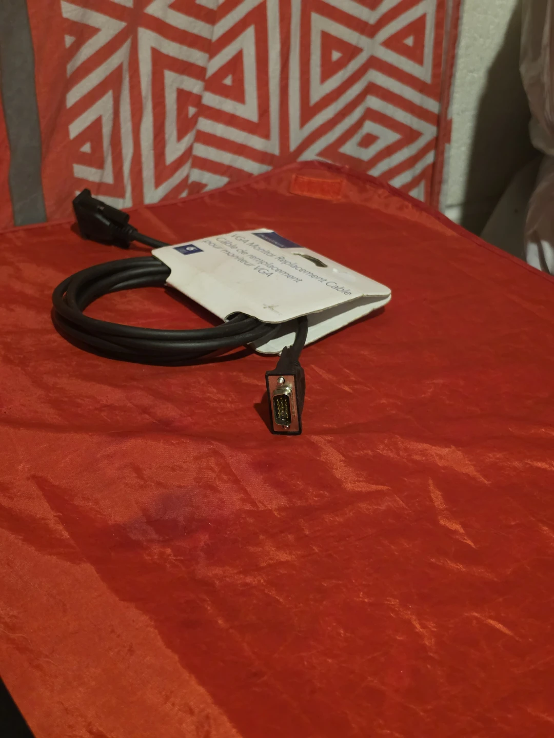 Insignia 6' VGA Monitor Replacement Cable - photo 4