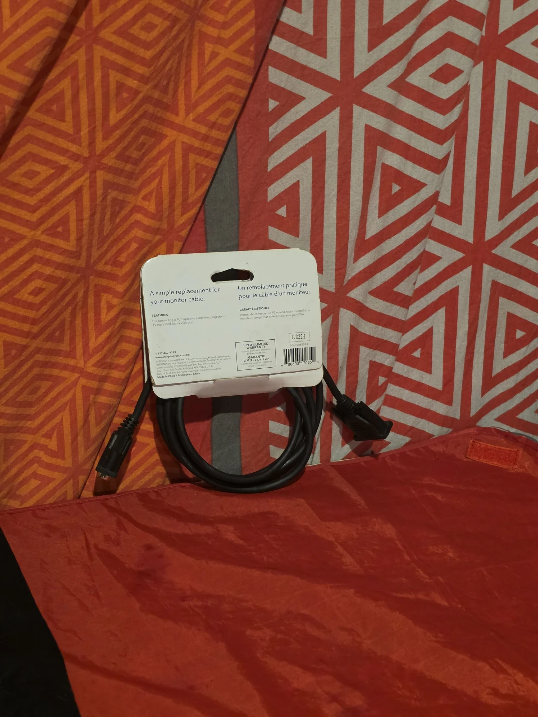 Insignia 6' VGA Monitor Replacement Cable - photo 5