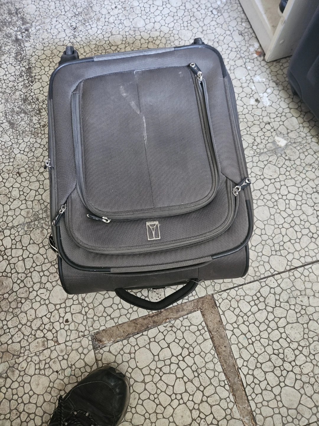 Travelpro Rolling Suitcase - Black - photo 2