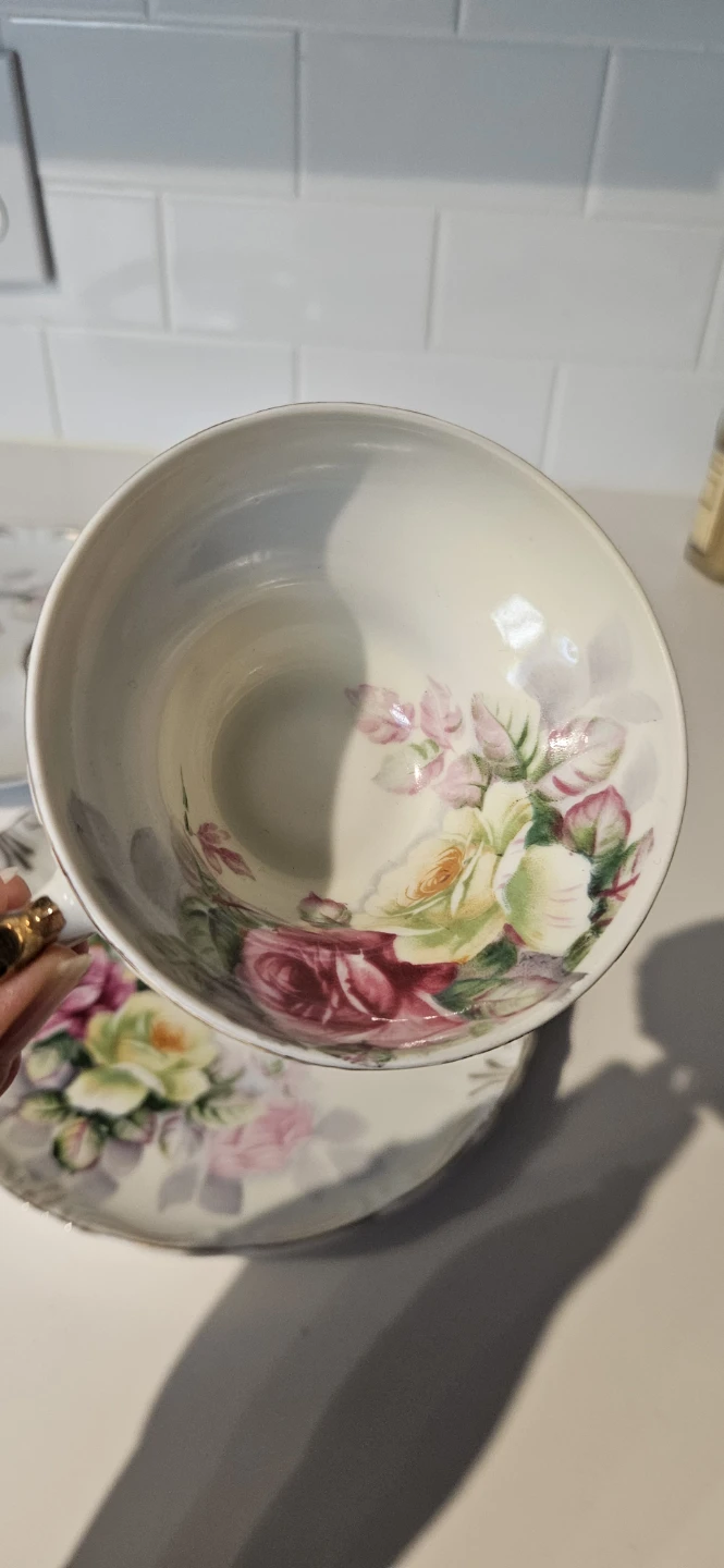 Vintage Porcelain Tea Cup and Saucer Set with Floral Design - photo 3