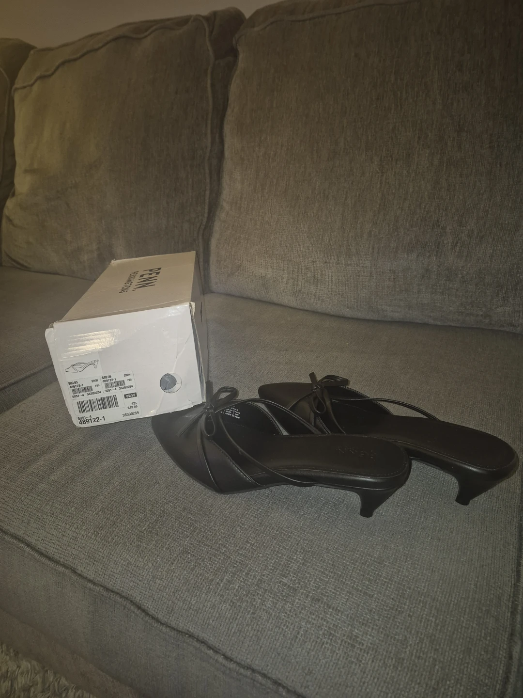 Peningtons Women's Black Kitten Heel Size 9WW - photo 2