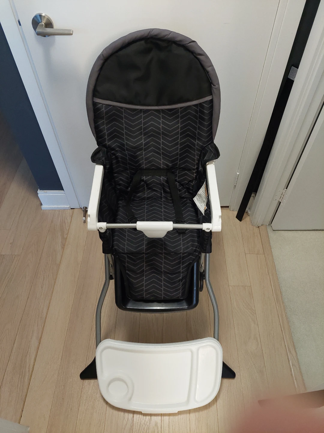 Cosco Folding High Chair (Missing Buckle) - photo 2