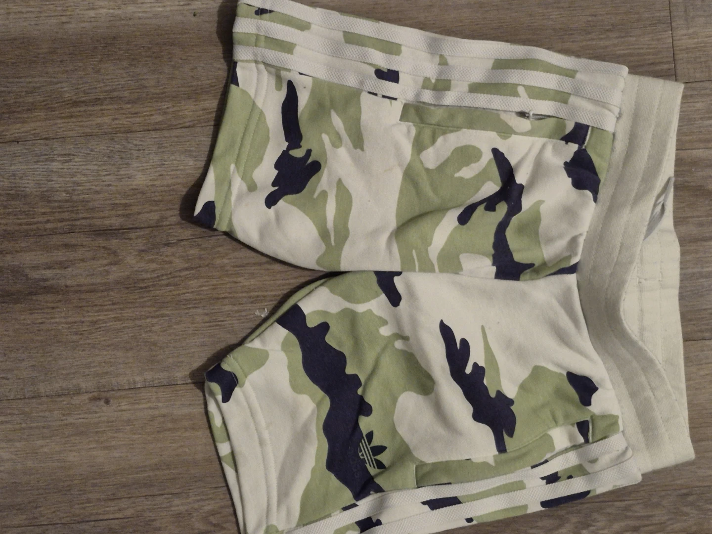 Adidas Kids Camouflage Shorts & Navy T-Shirt Set - photo 2