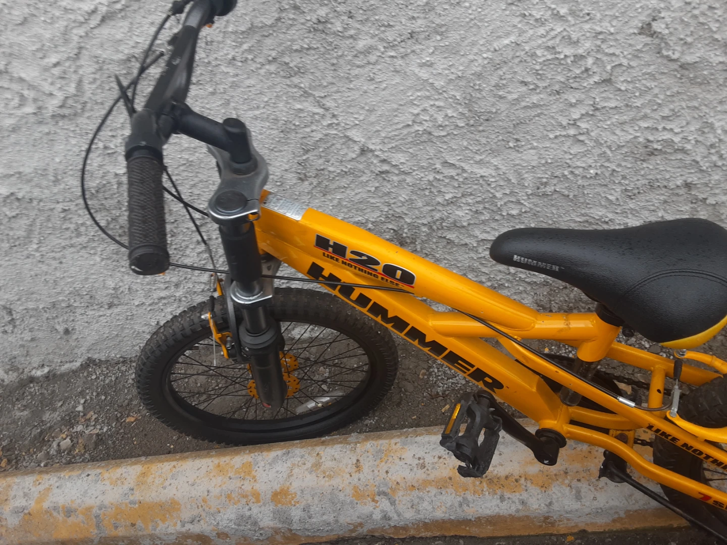 Yellow Hummer H20 7-Speed Kids Bike Easter Giveaway