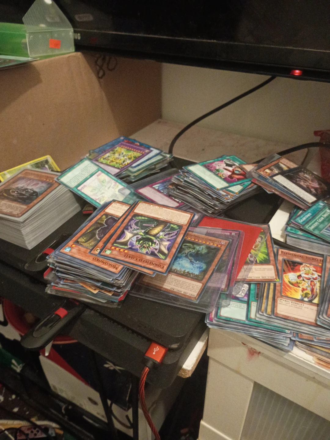 bulk vintage Yu-Gi-Oh! Trading Card Collection - photo 3