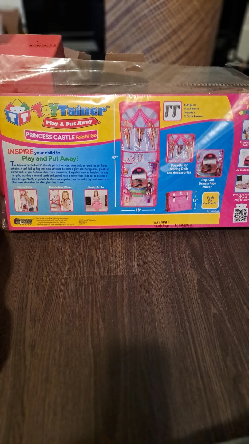 TOYTainer Princess Castle Fold 'n' Go Organizer - photo 4
