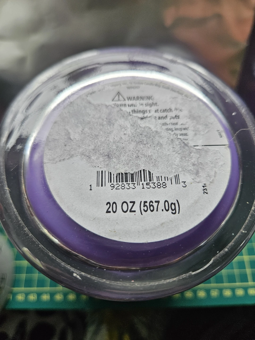 Yankee Candle Lilac Blossoms 20 oz Jar Candle - photo 3