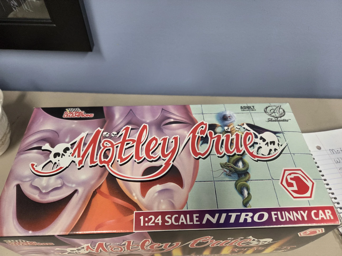 Motley Crue 1:24 Scale Nitro Funny Car - photo 2