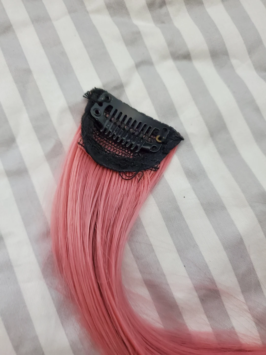 Pink hair extension - photo 3