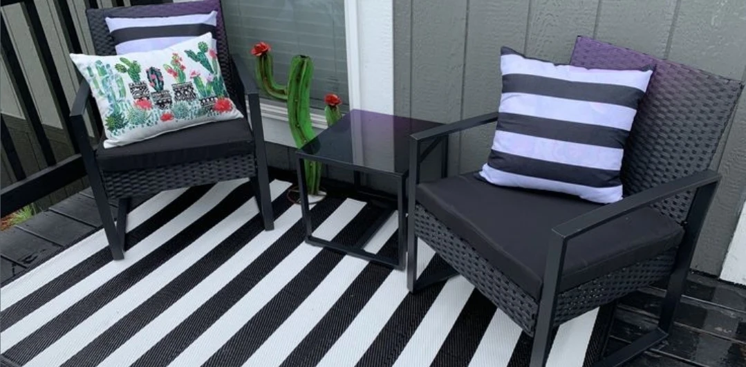 2 chairs