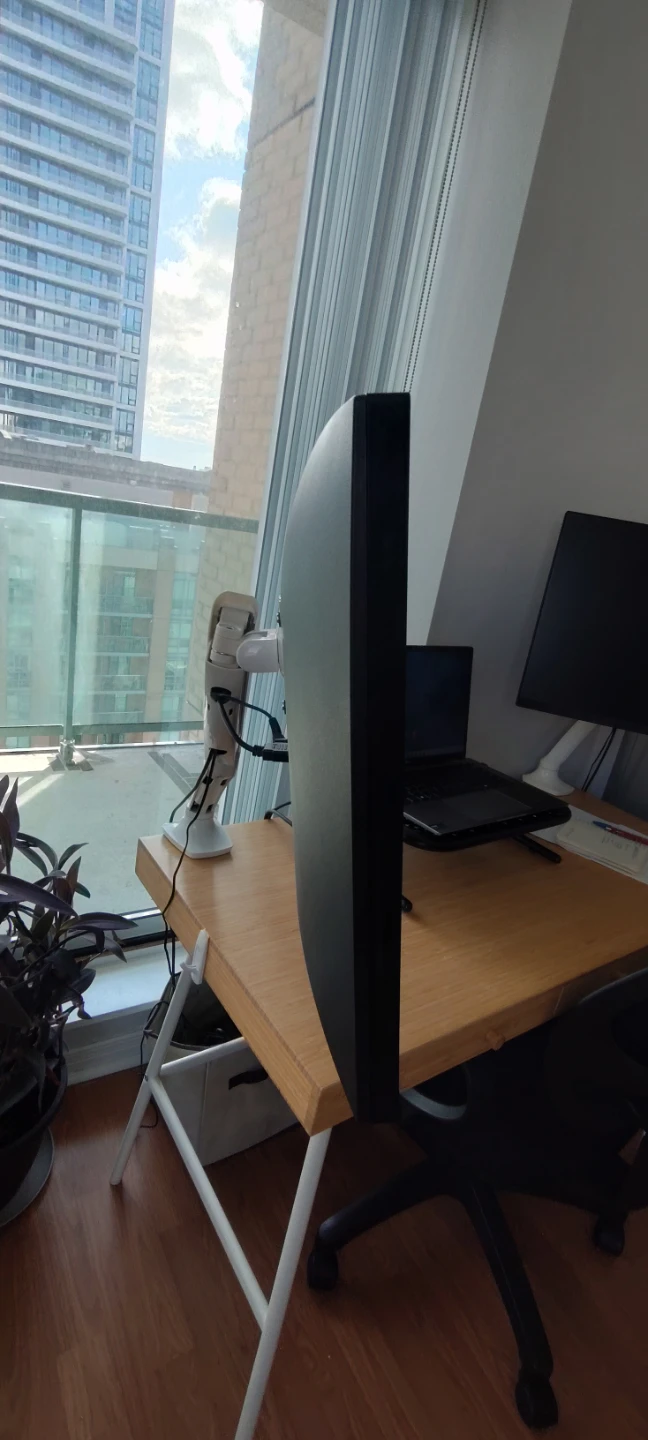 24" LG Monitor with HDMI and D-Sub - photo 3